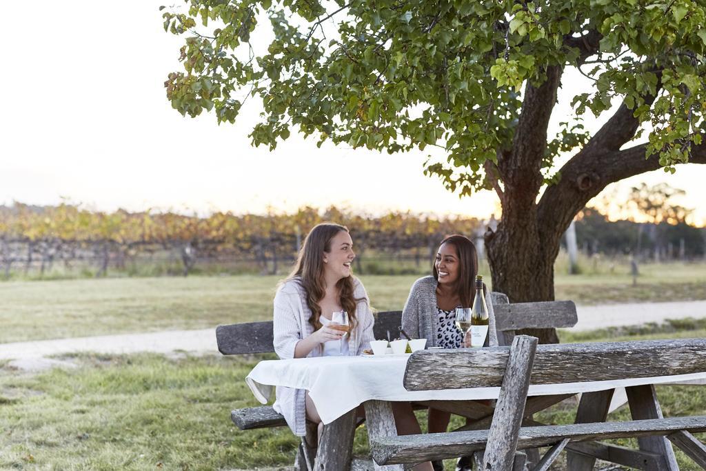 Ridgemill Estate Aparthotel Stanthorpe Bagian luar foto